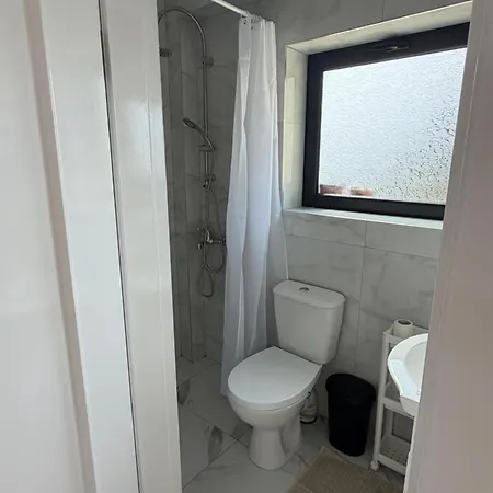 Daire White Pearl Saranda